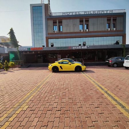 Hotel Nilkanth Navsari Luaran gambar