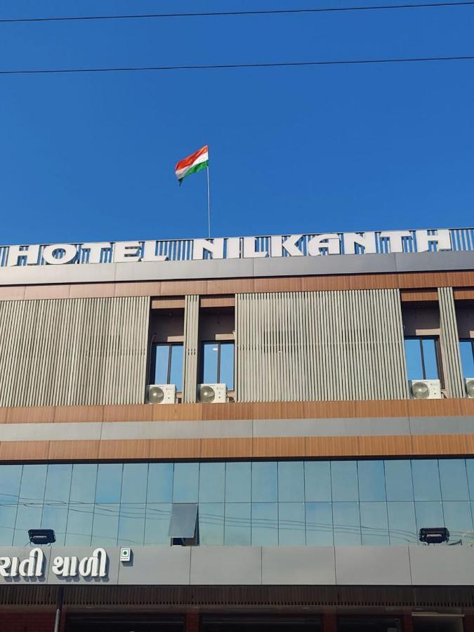 Hotel Nilkanth Navsari Luaran gambar