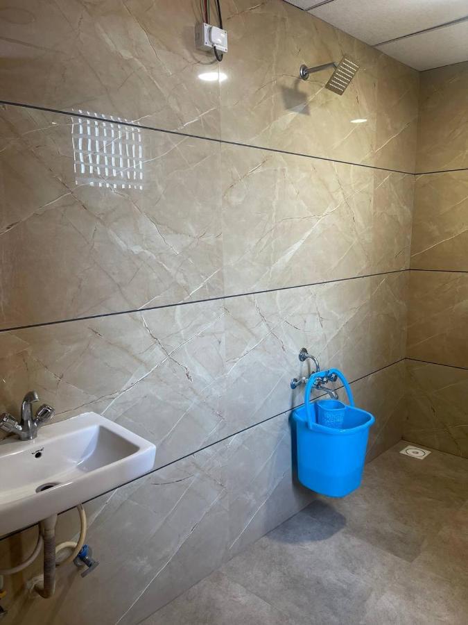 Hotel Nilkanth Navsari Luaran gambar